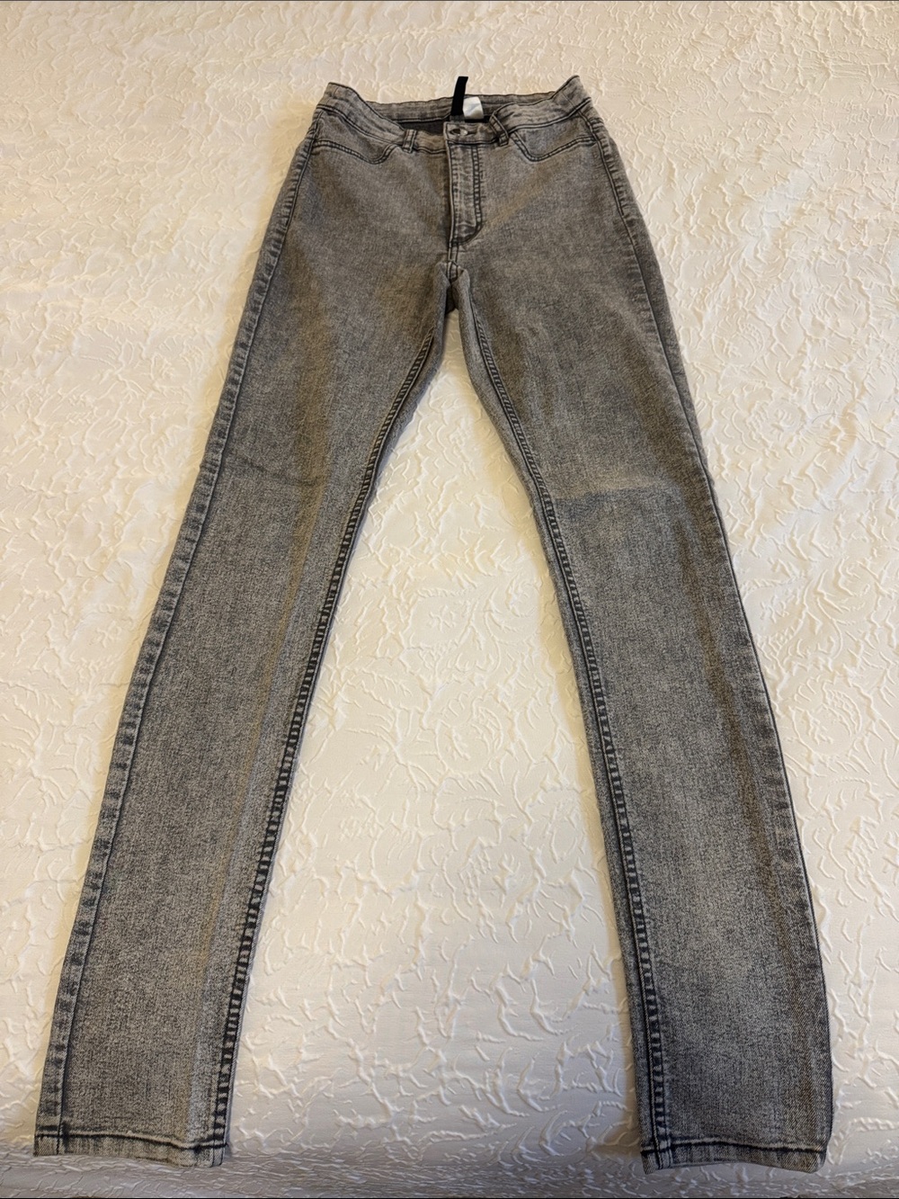H&M Women's Skinny Jeans in Faded Gray